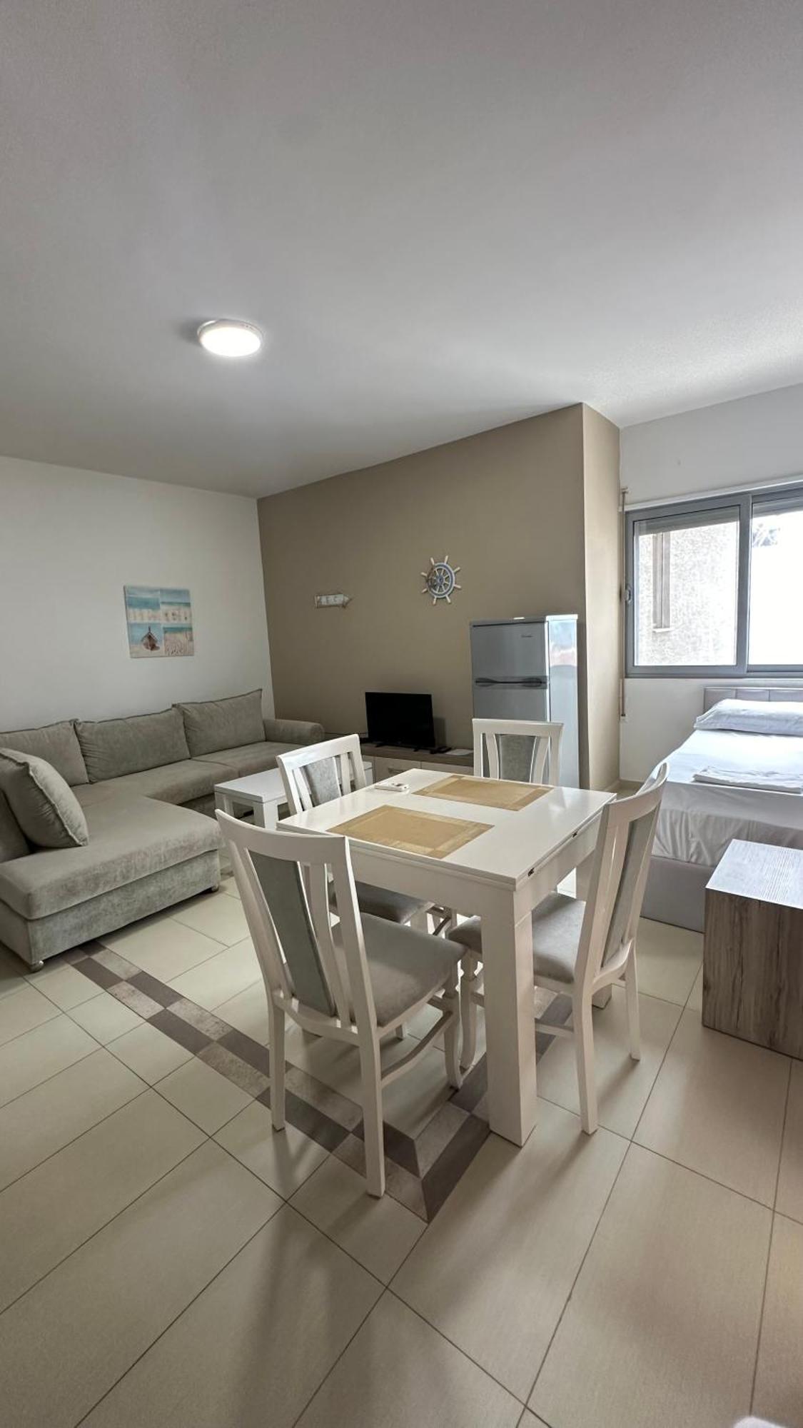 Jasmine Apartments Σαράντα Εξωτερικό φωτογραφία
